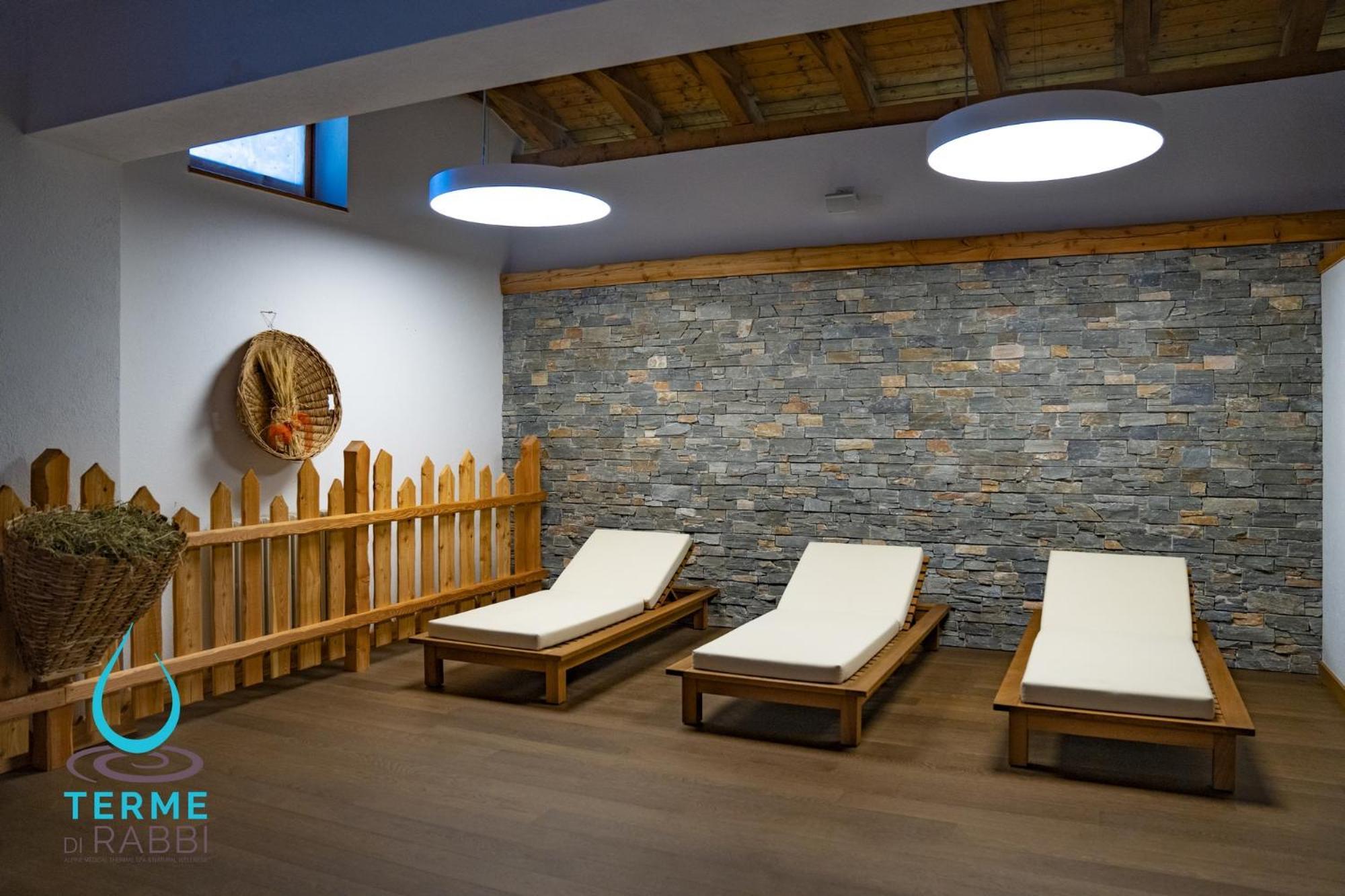 Hotel Terme Di Rabbi 반니 디 라비 외부 사진