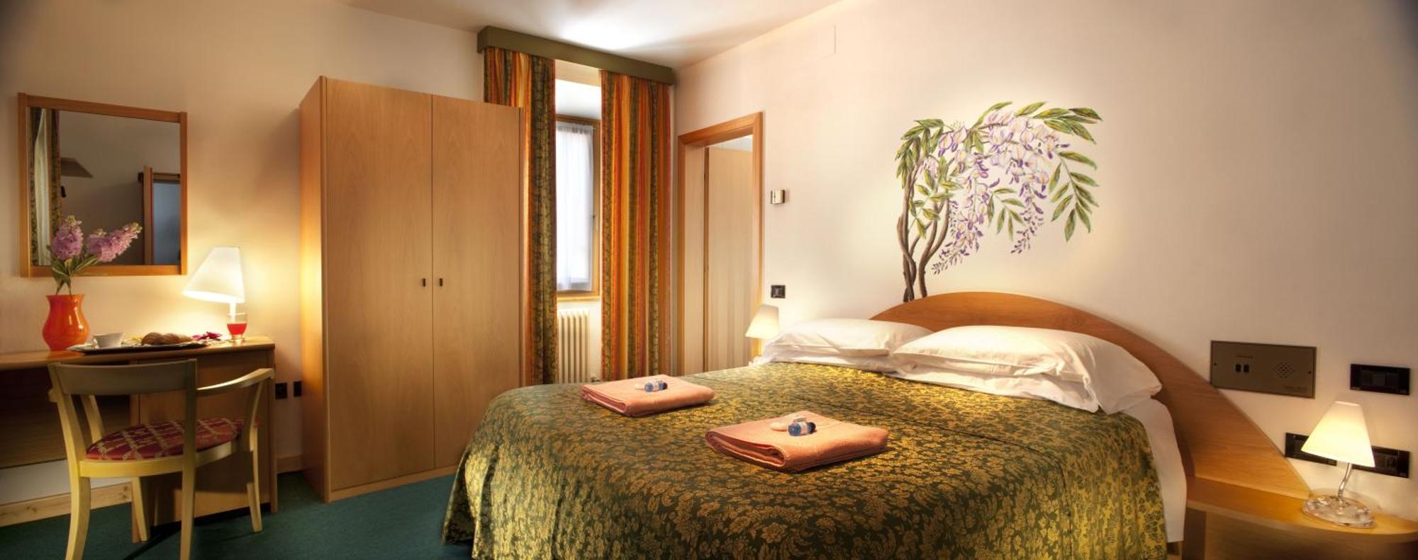 Hotel Terme Di Rabbi 반니 디 라비 외부 사진