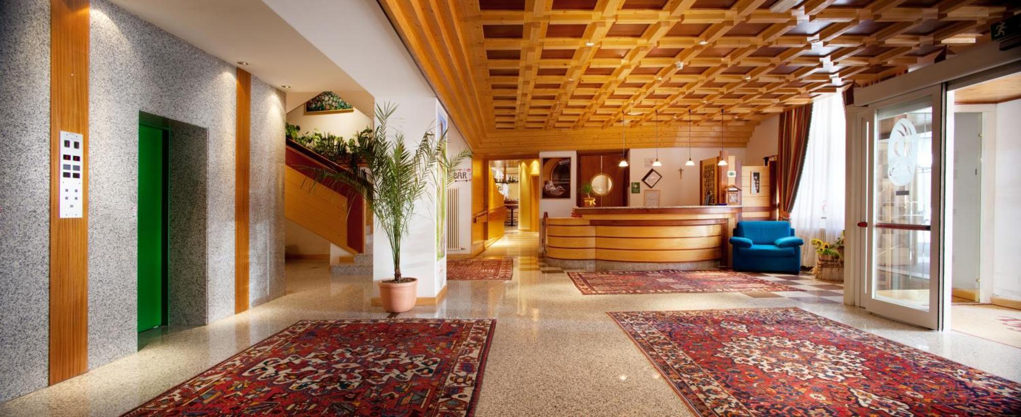 Hotel Terme Di Rabbi 반니 디 라비 외부 사진